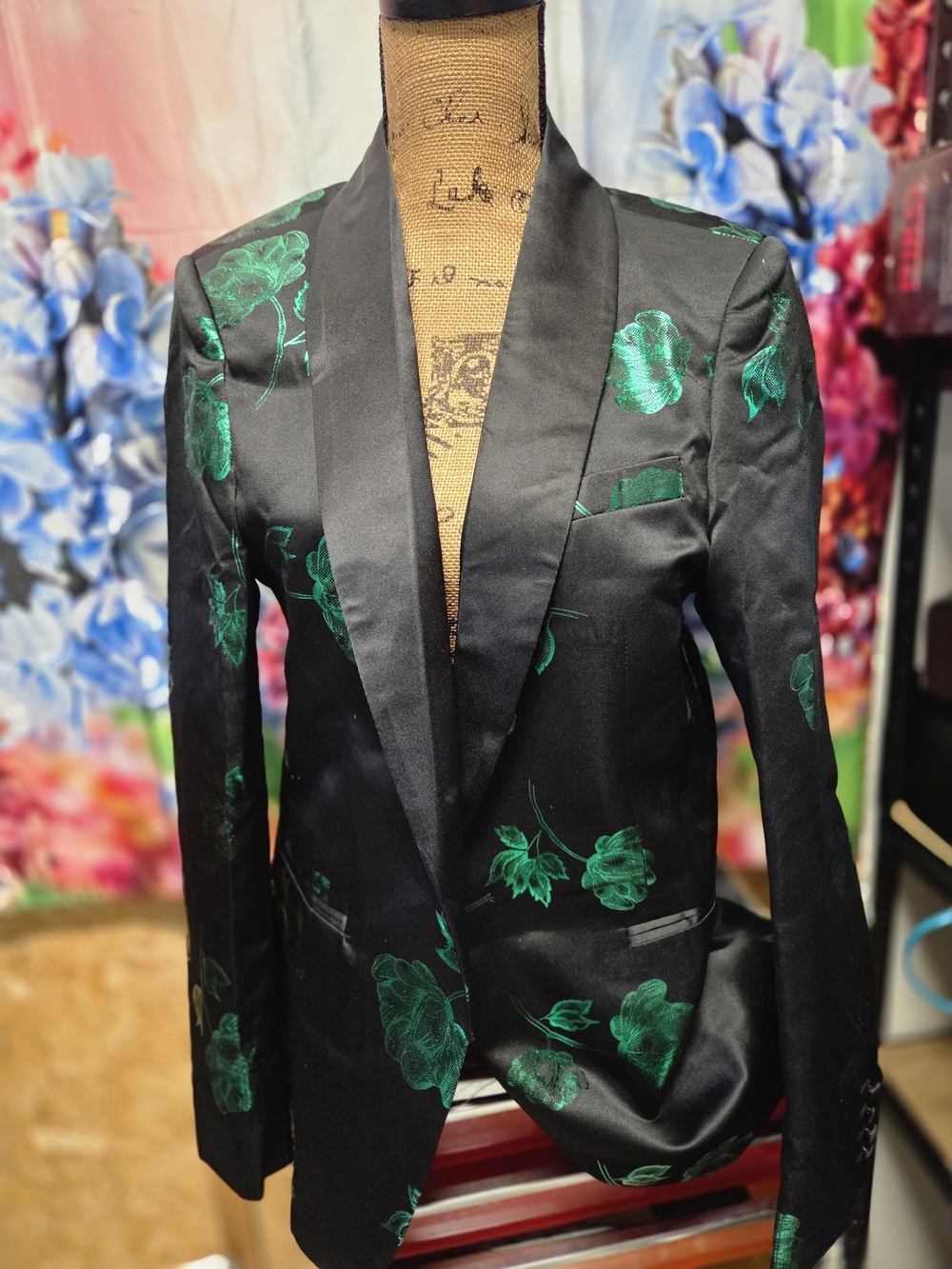 🍍Blazer with Accents